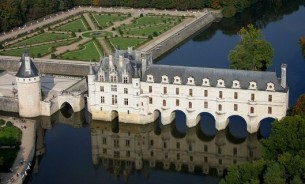 Zámky na Loire